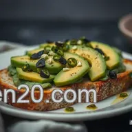 Avocado Toast alla Mediterranea: Un Risveglio di Sapori