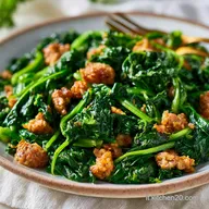 Ricetta di Cavolo Nero e Salsiccia per 4