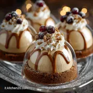 Gingerbread Latte Mousse Domes: Dessert Festivo Elegante e Speziato