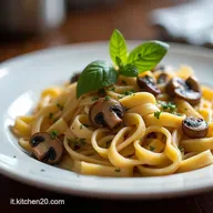 Tagliatelle ai Funghi La Ricetta della Nonna che Scalda il Cuore