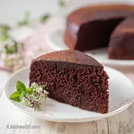 Torta Cremosa al Cioccolato: Struttura Vellutata