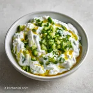 Yogurt Bowl Salata con Cetrioli