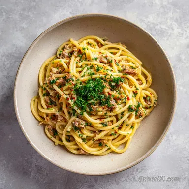 Pasta alle Sarde: Ricetta Siciliana Tradizionale per 4 Servings Scheda ricetta